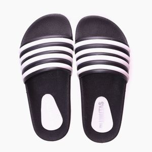 Chinelas Plumita Niños Faja Tiras Canelon Negras