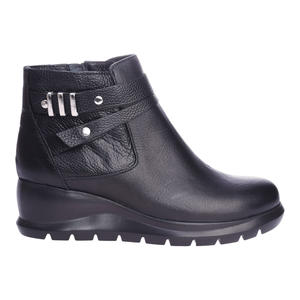 Bota Mujer Gravagna Con Tachas